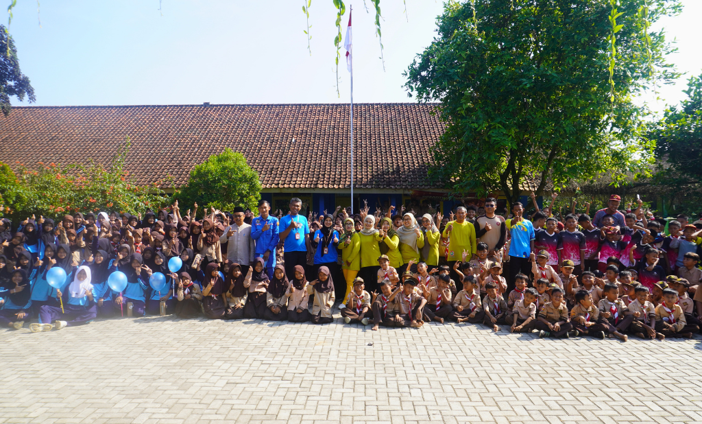 Literasi Keuangan Seru di SDN Kiarasari Compreng, Siswa Antusias Ikuti Edukasi Koperasi